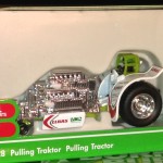 1/64 Claas Green Monster Pulling Tractor - Image 2